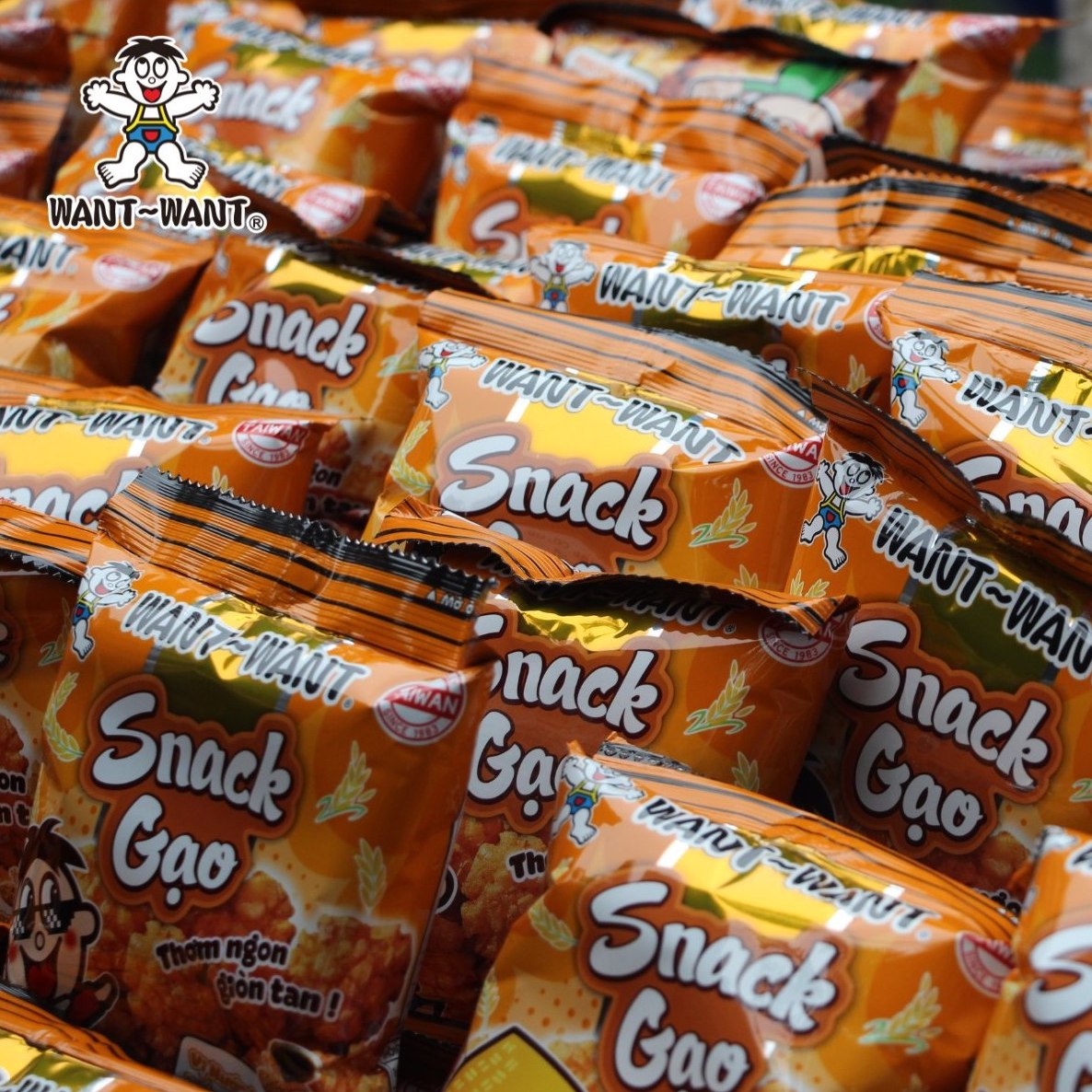 Snack gạo Want Want vị nước tương Nhật