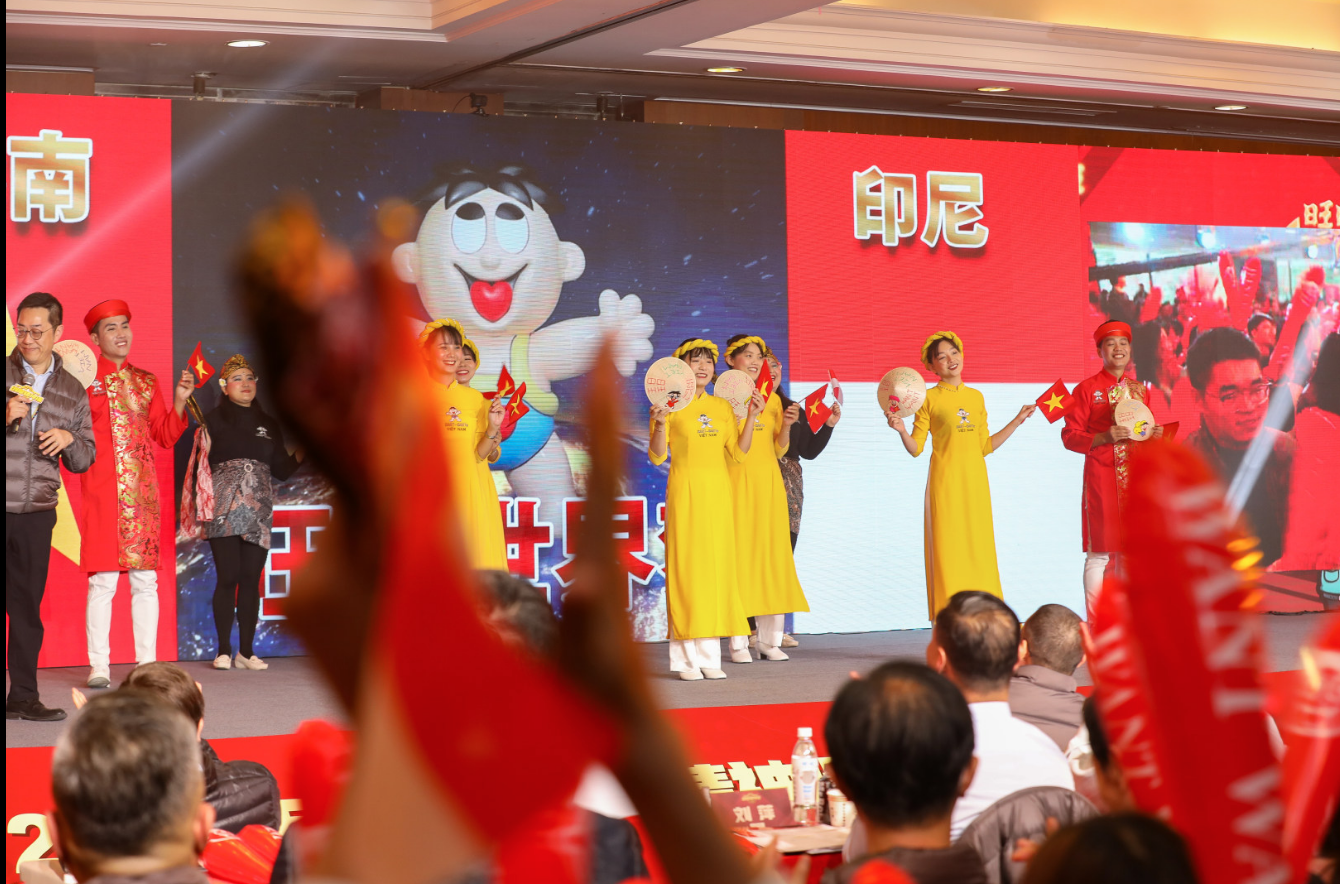 Buổi biểu diễn của đội tuyển Việt Nam tại Hội Thi 'Tập thể Dục' do tập đoàn Want Want tổ chức