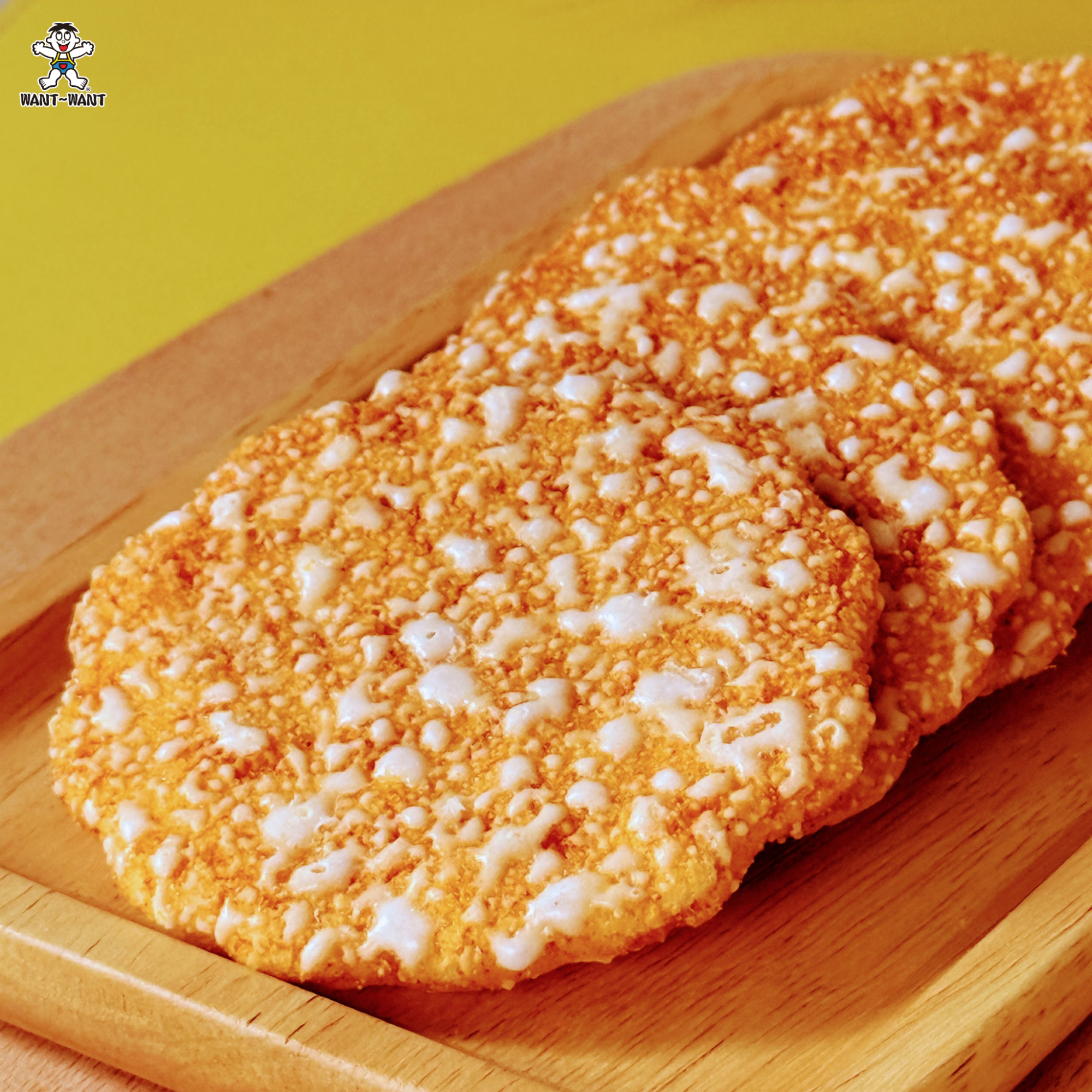 Bánh gạo Want Want hoa tuyết nước tương thanh cay