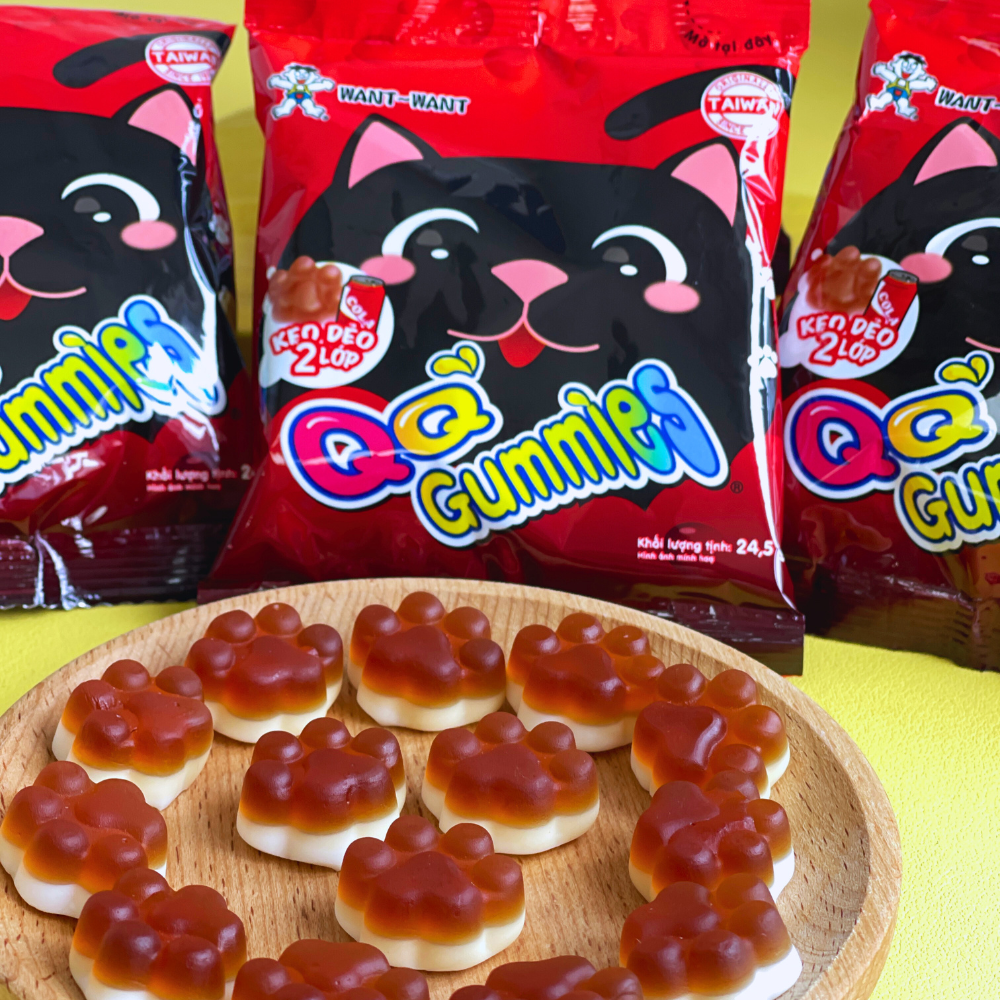 Kẹo dẻo chân mèo Want Want QQ Gummies 2 lớp cola và sữa chua